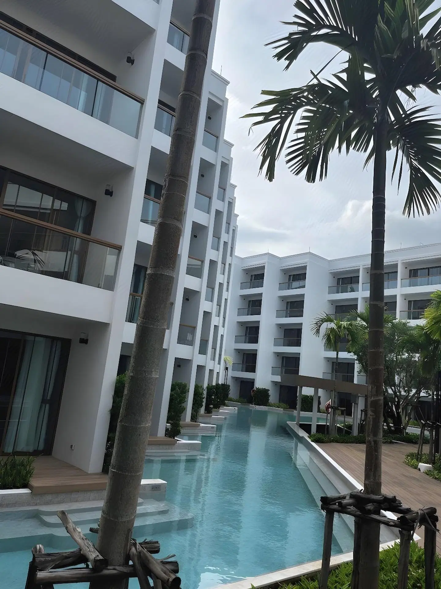Bella Nara Phuket Naiyang Beach EXTERIOR