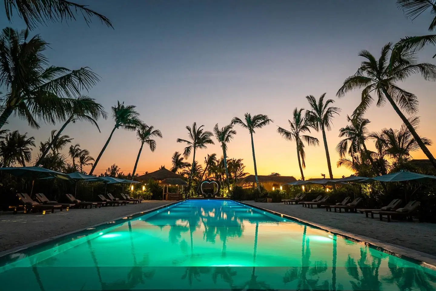 Sensations Eco-Chic Hotel OUTDOOR_POOL