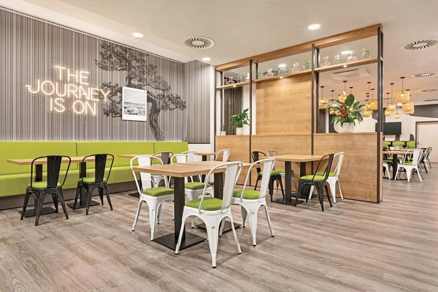 Super 8 by Wyndham Chemnitz Restaurant