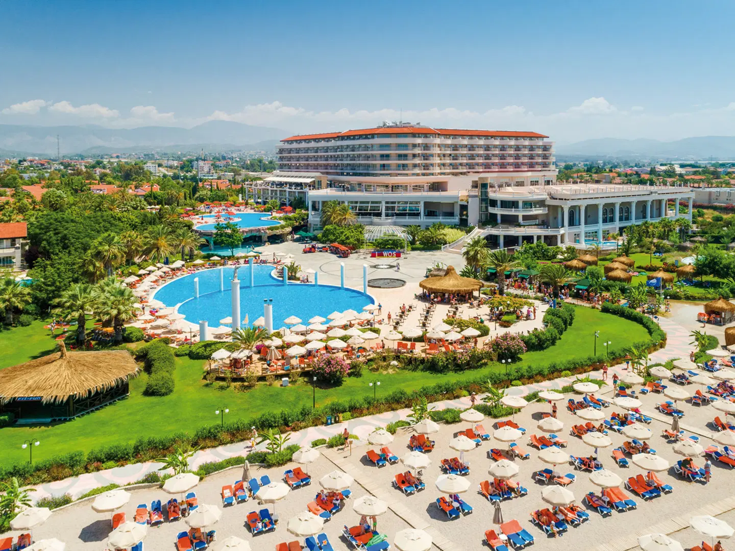 Starlight Resort Hotel EXTERIOR