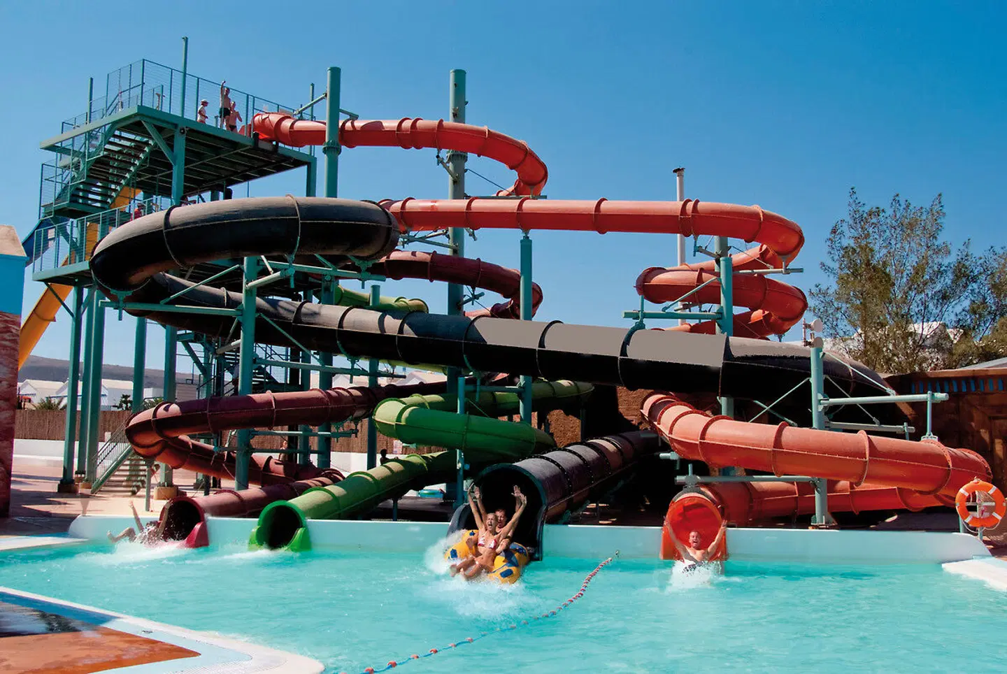 HL Paradise Island OUTDOOR_POOL