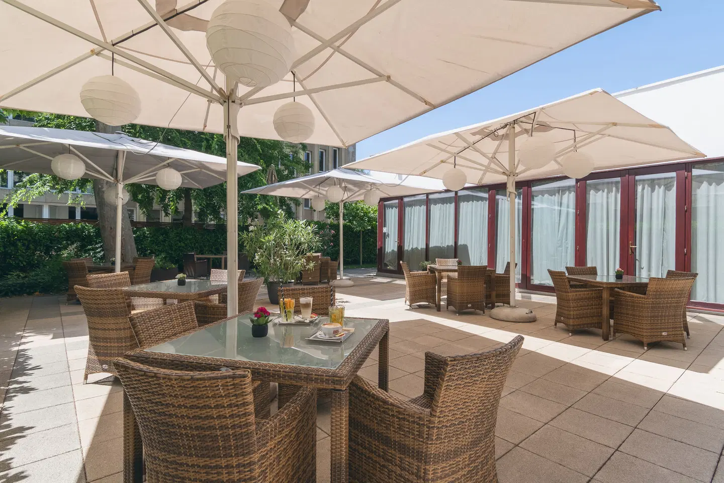 Lion's Garden Hotel Terrasse