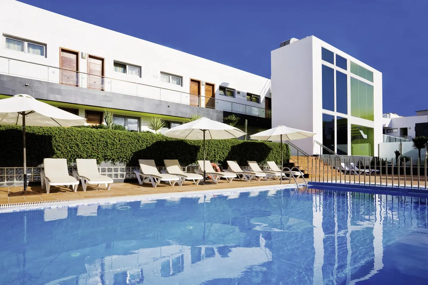THe Corralejo Beach OUTDOOR_POOL