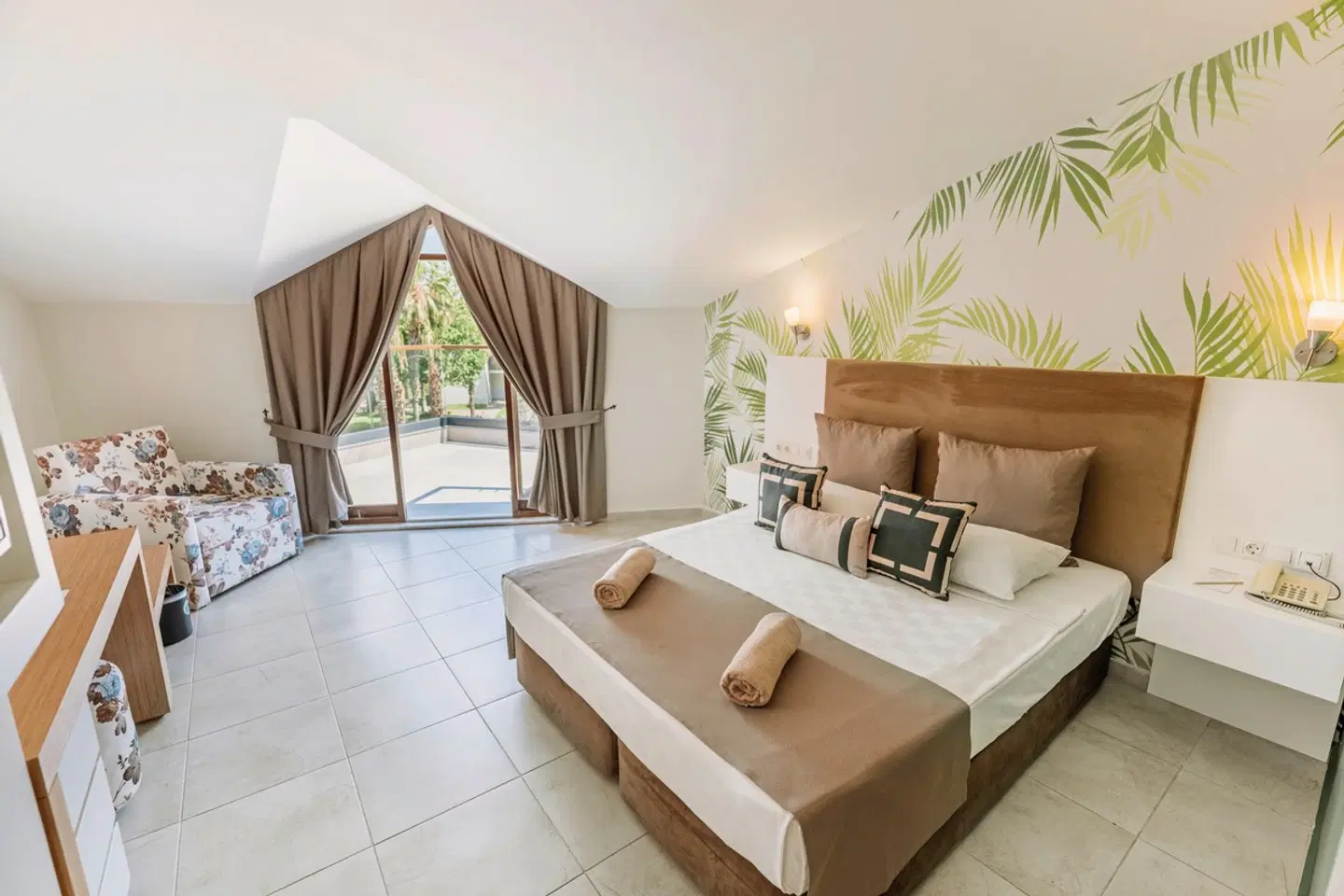 Club Tuana ROOM_EXAMPLE