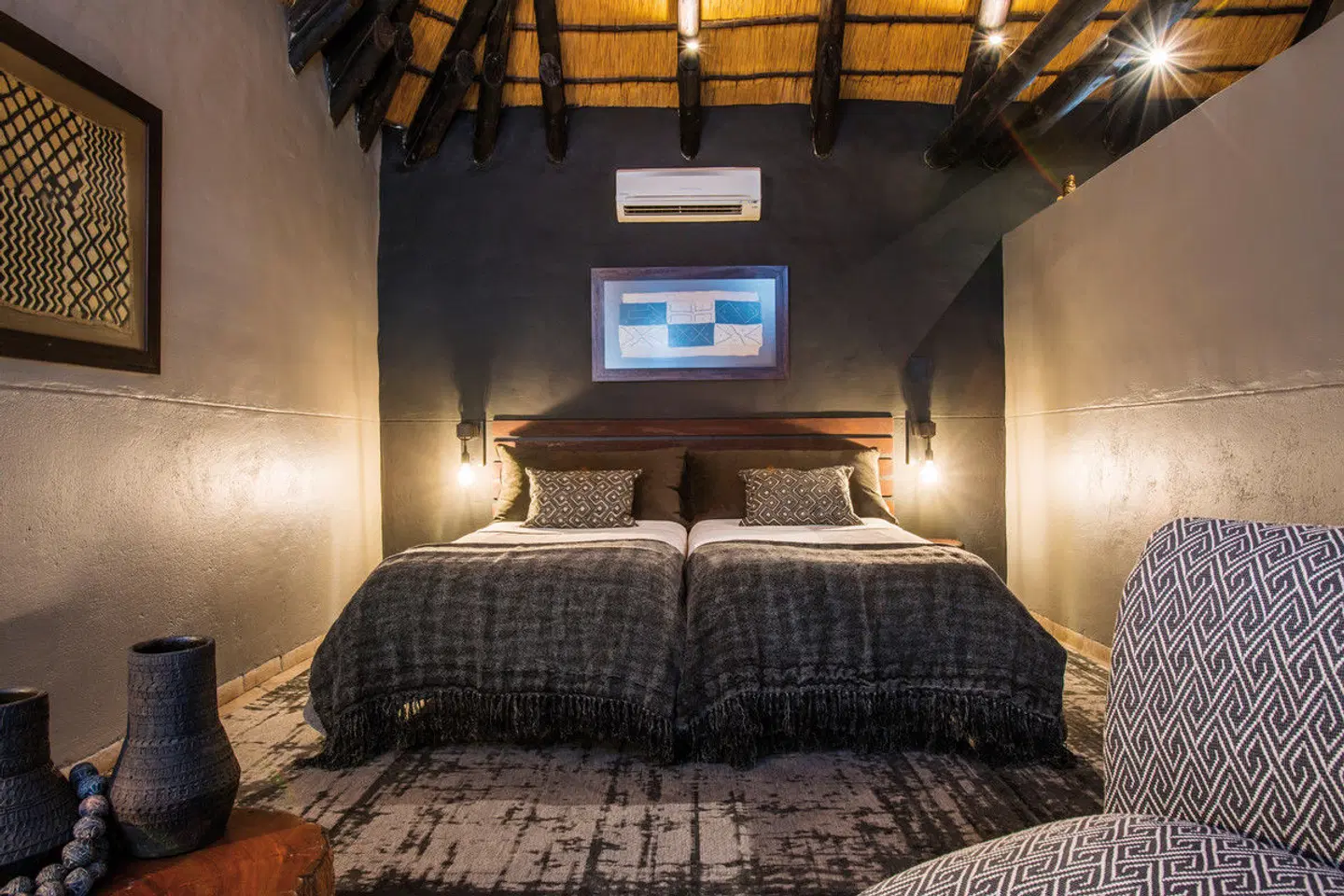 AiAiba The Rock Painting Lodge ROOM_EXAMPLE