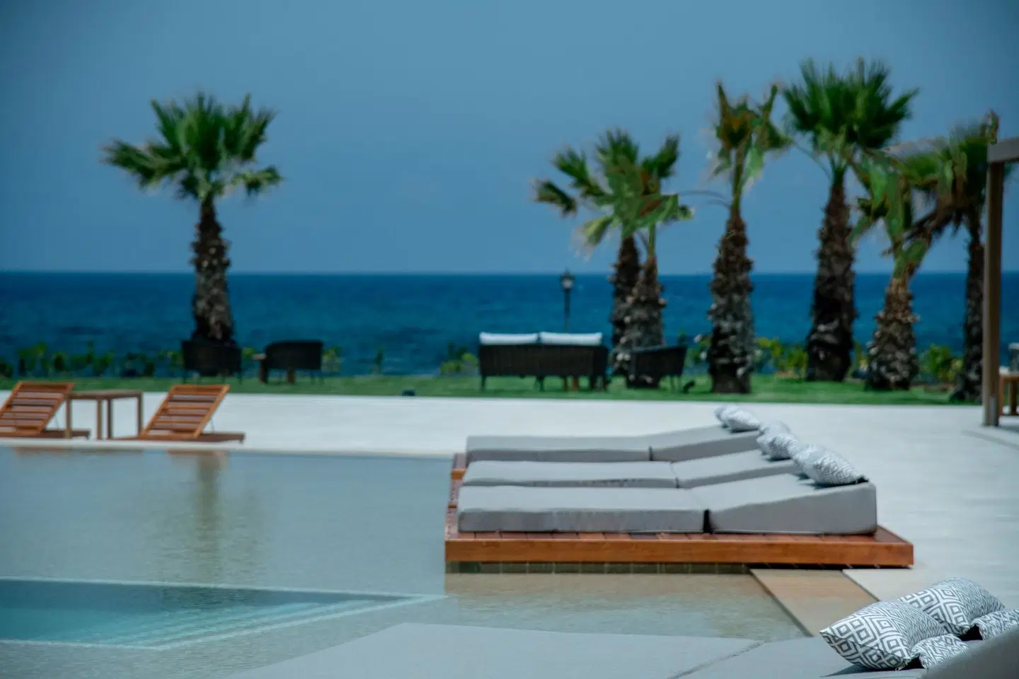 Senseana Sea Side Resort & Spa OUTDOOR_POOL