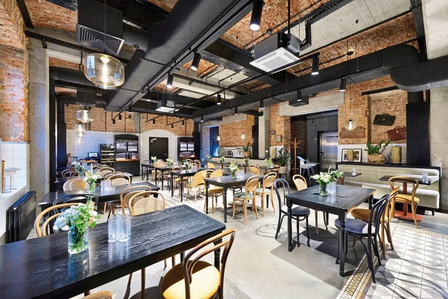 ARCHE Dwór Uphagena Gdansk Bar