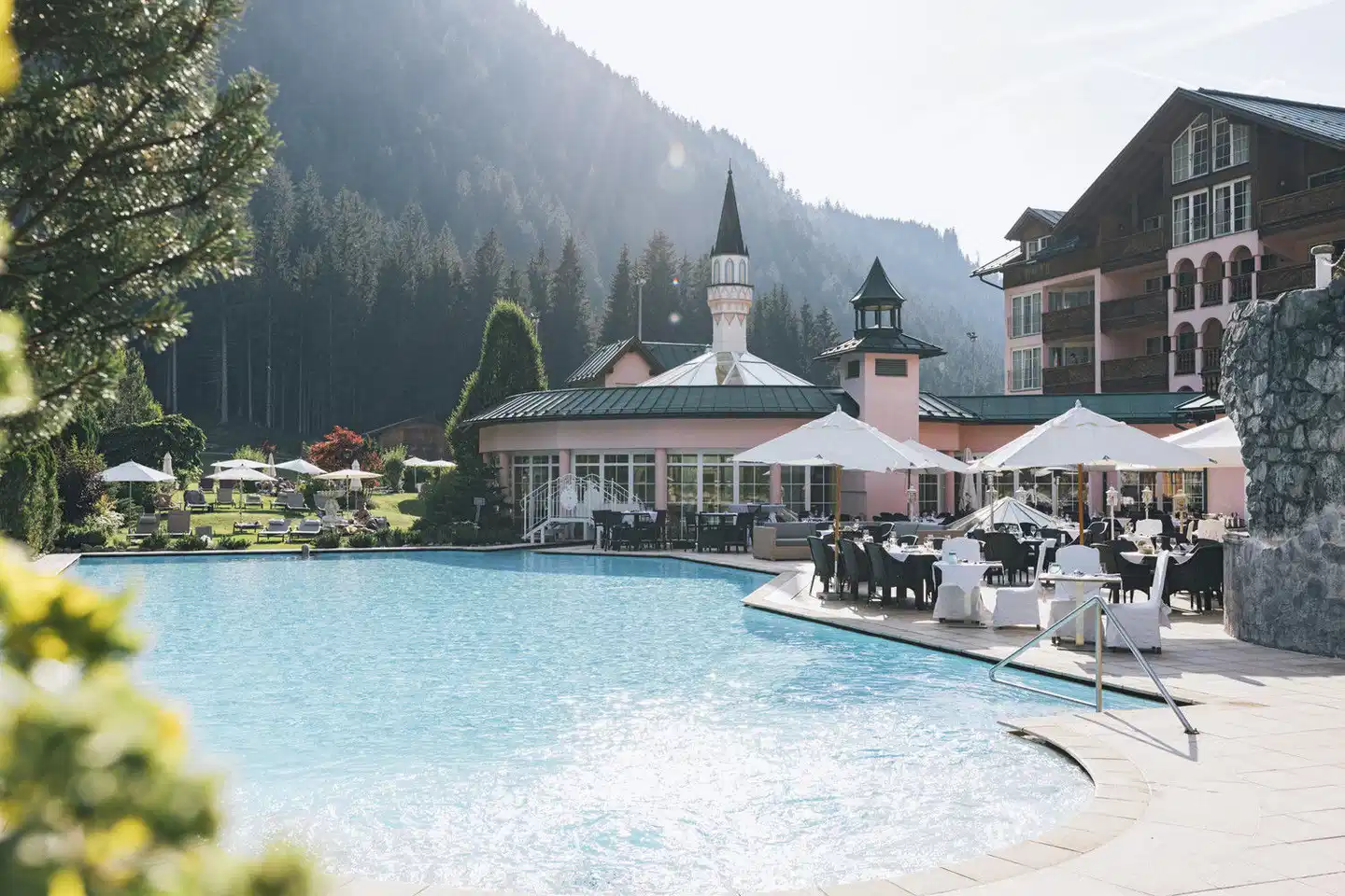 Wellnesshotel ...liebes Rot-Flüh Pool