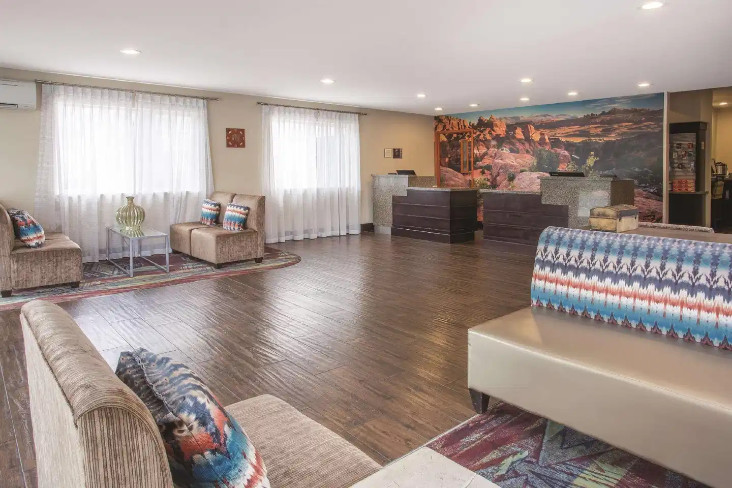 La Quinta Inn & Suites by Wyndham Moab Lobby