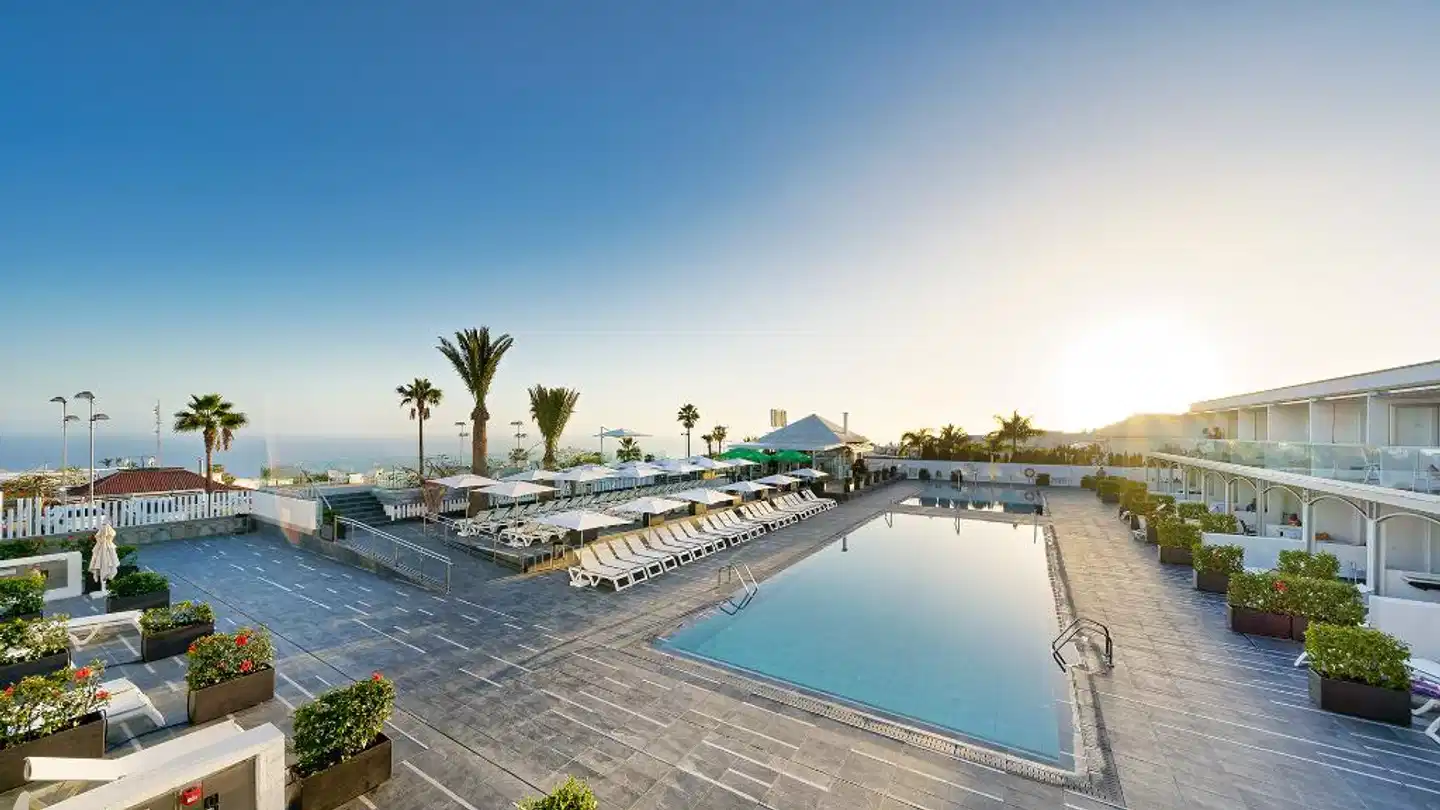 Ura Hotels - Aparthotel Lara Pool
