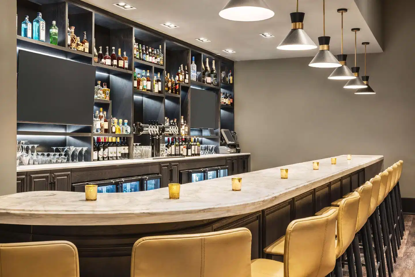 Hilton Philadelphia City Avenue Bar