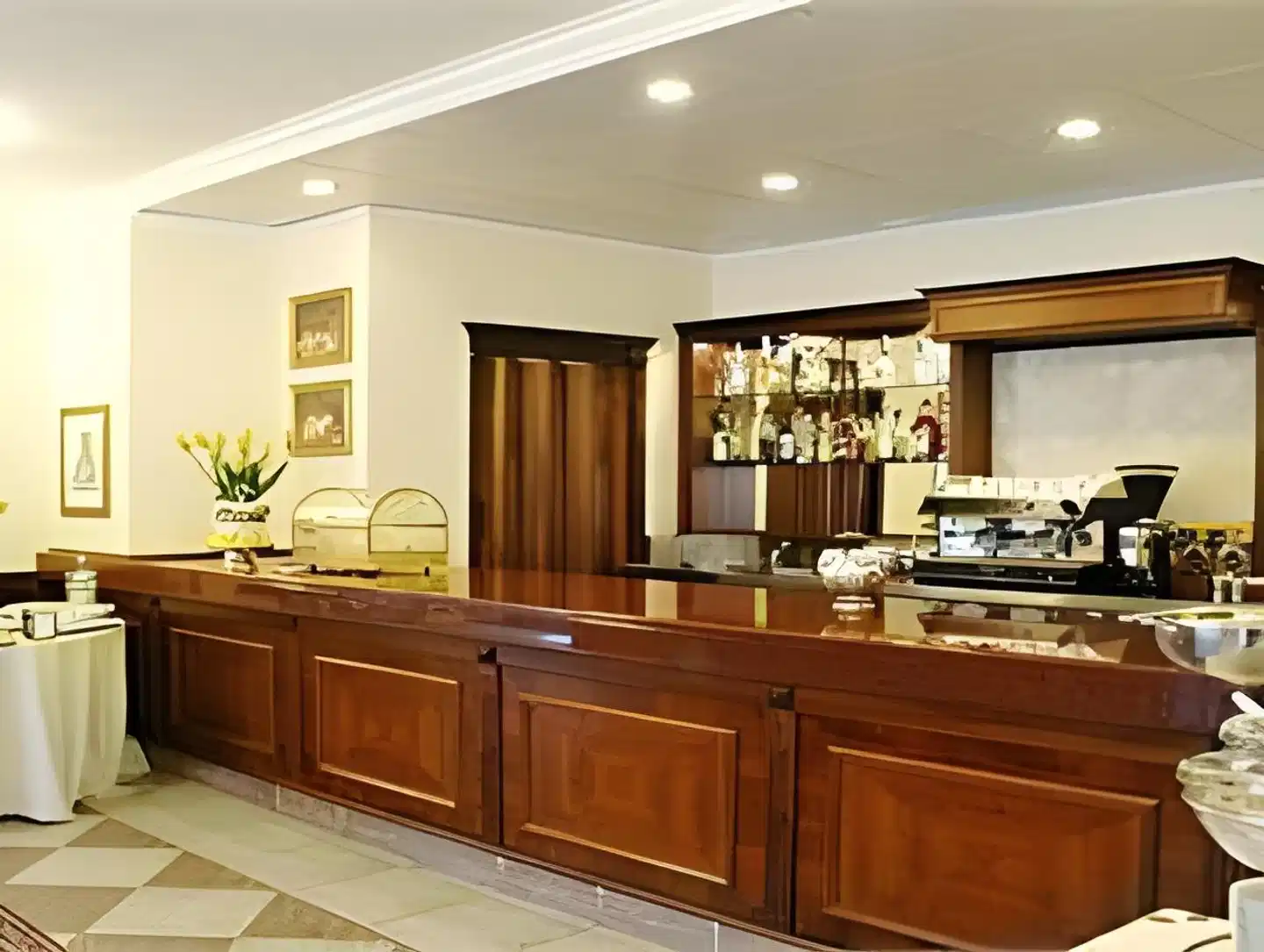 Marini Park Hotel Lobby