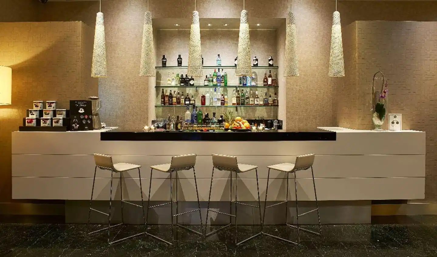 NH Collection Villa de Bilbao Bar