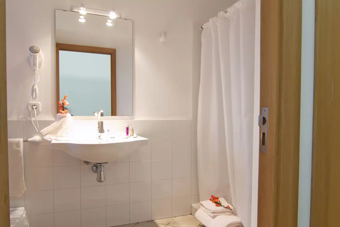 Petit Hotel Sant Salvador Badezimmer