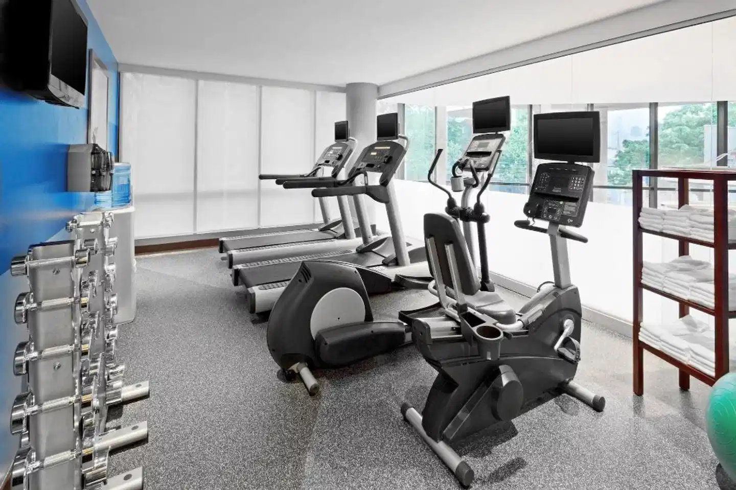 Vista LIC Hotel, BW Premier Collection Sport und Entertainment
