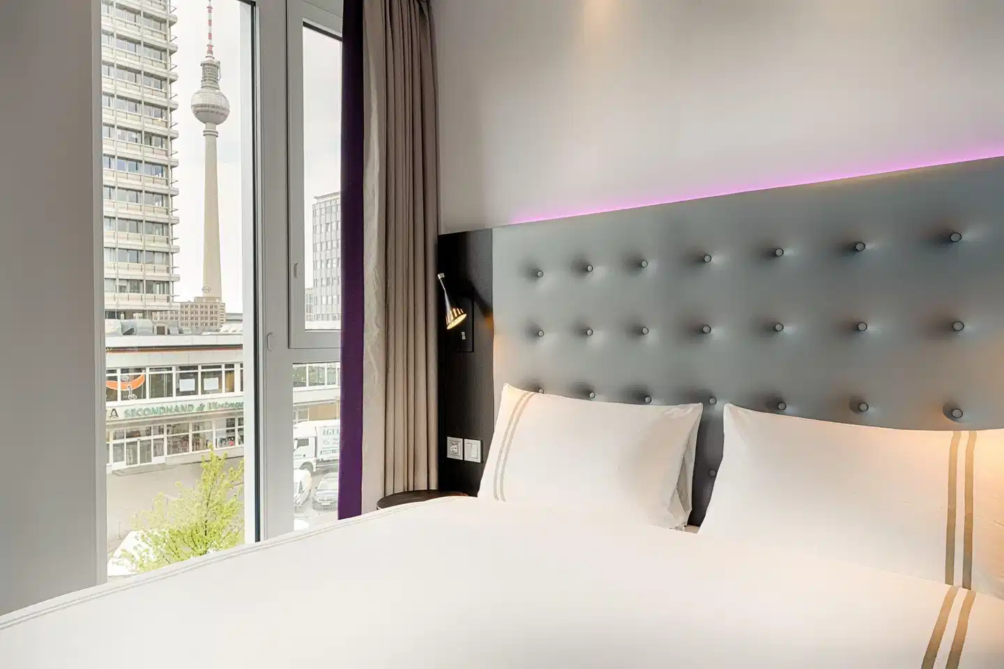 Holiday Inn Berlin - Centre Alexanderplatz Wohnbeispiel