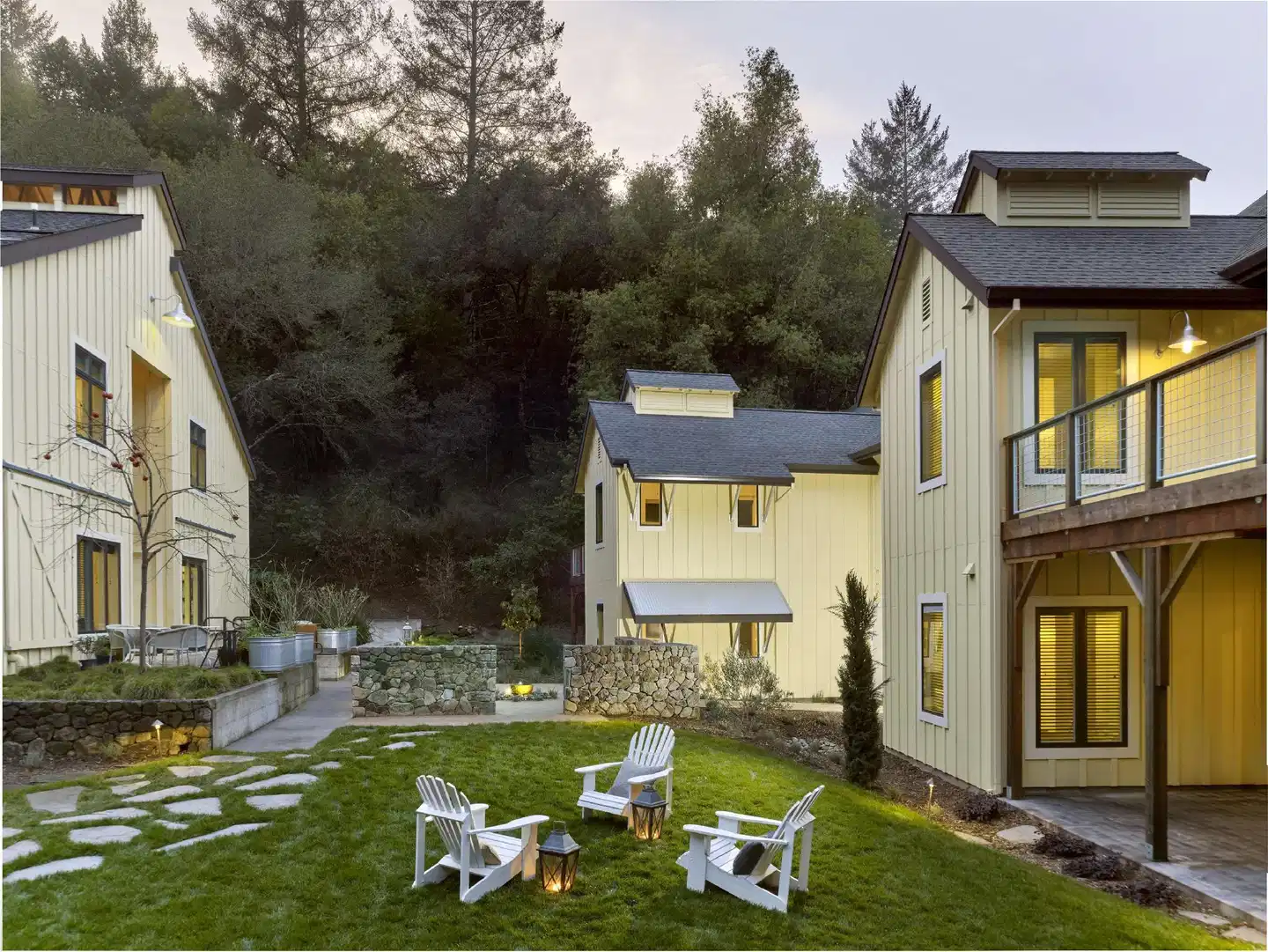Farmhouse Inn Aussenansicht
