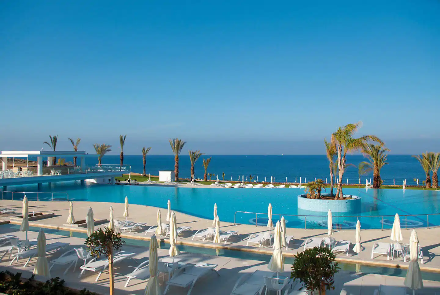 Tsokkos King Evelthon Beach Hotel & Resort Pool