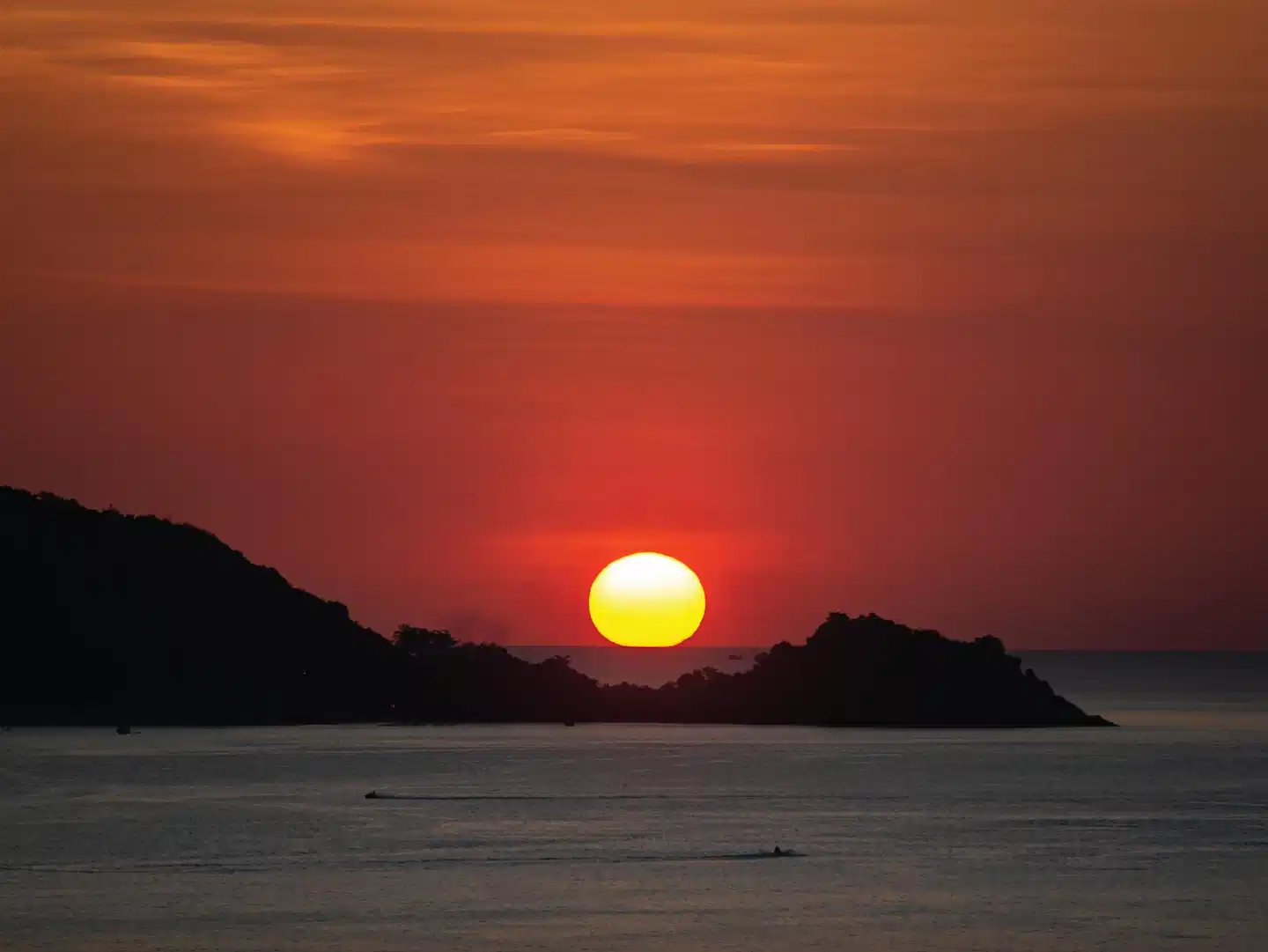 The Andaman Beach Hotel Phuket Landschaft