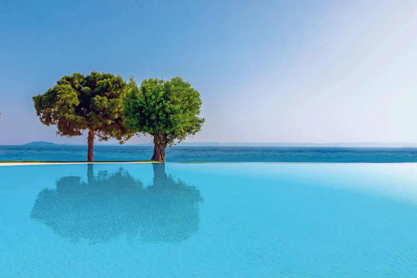 Ammoa Luxury Hotel & Spa Resort Pool