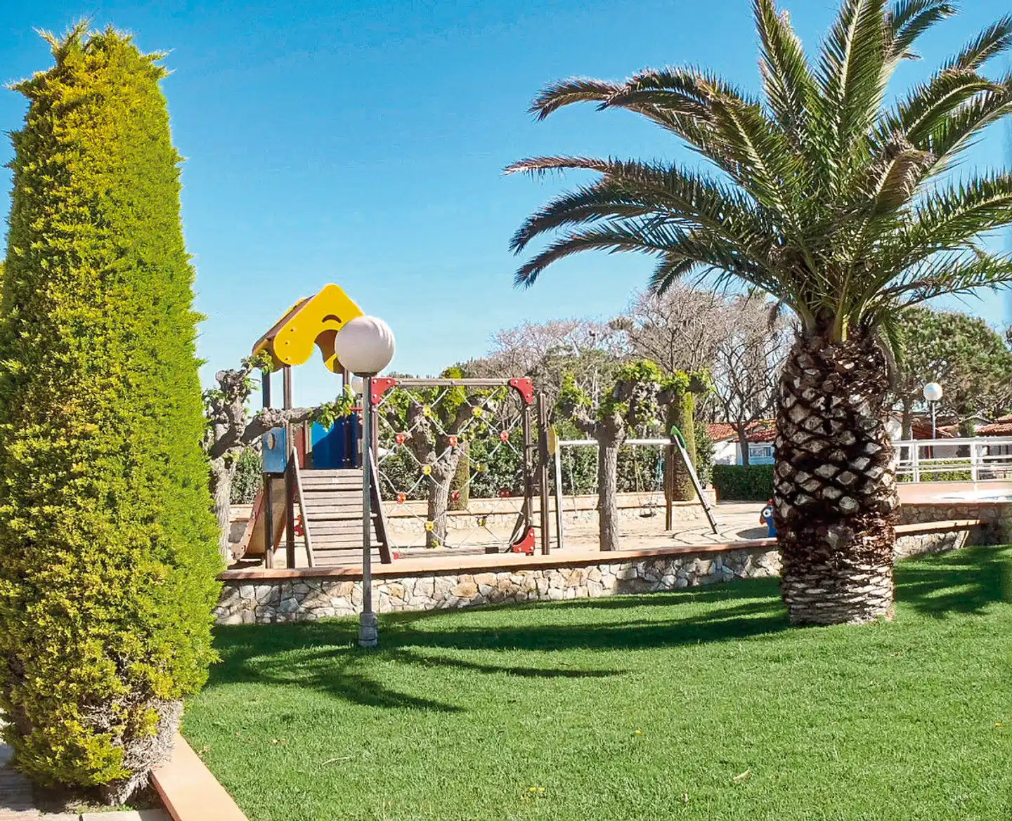 Camping El Pla de Mar (by Albatross) Garten