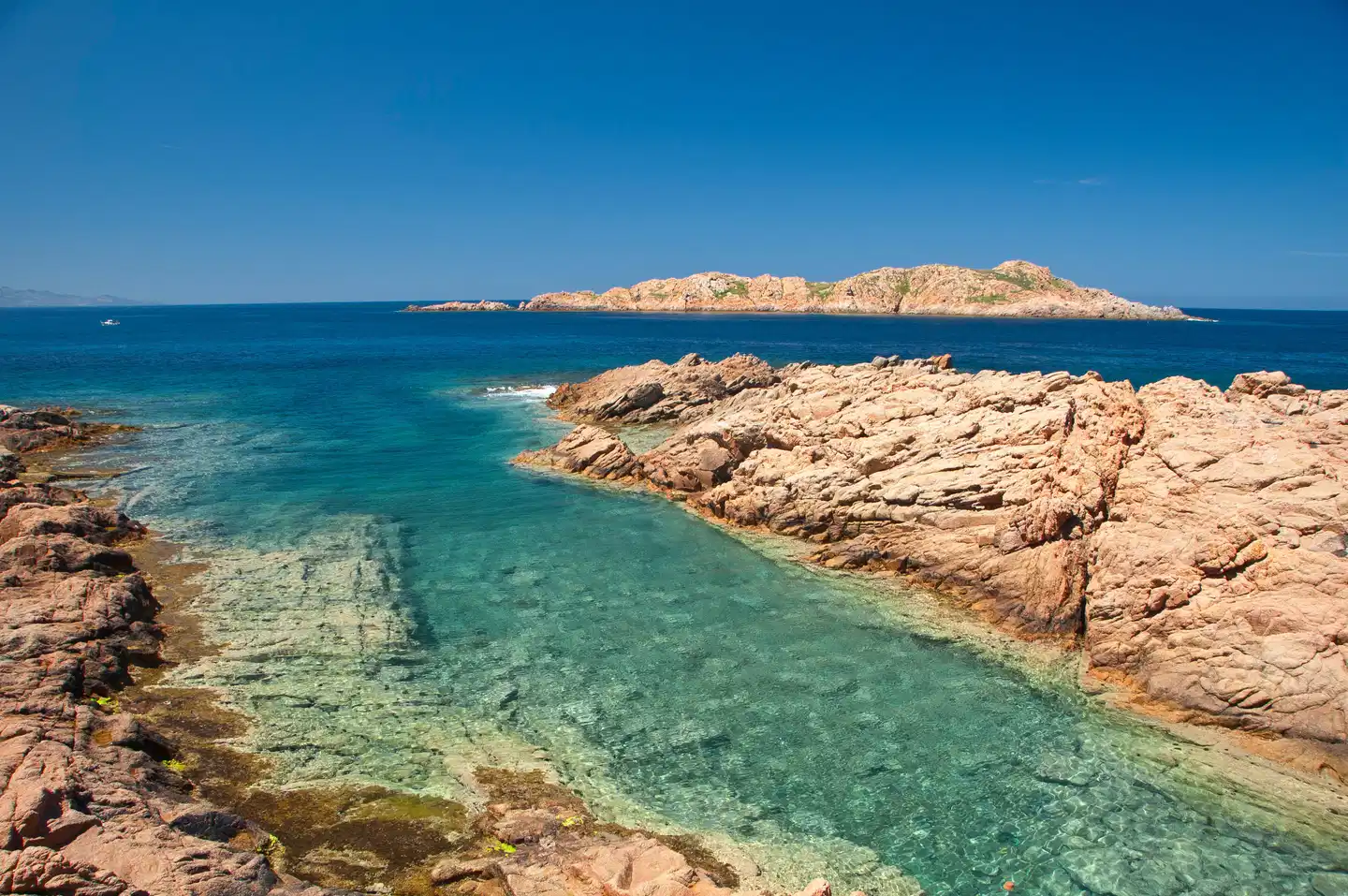 A.I.R. Isola Rossa Borgo di Mare Landschaft