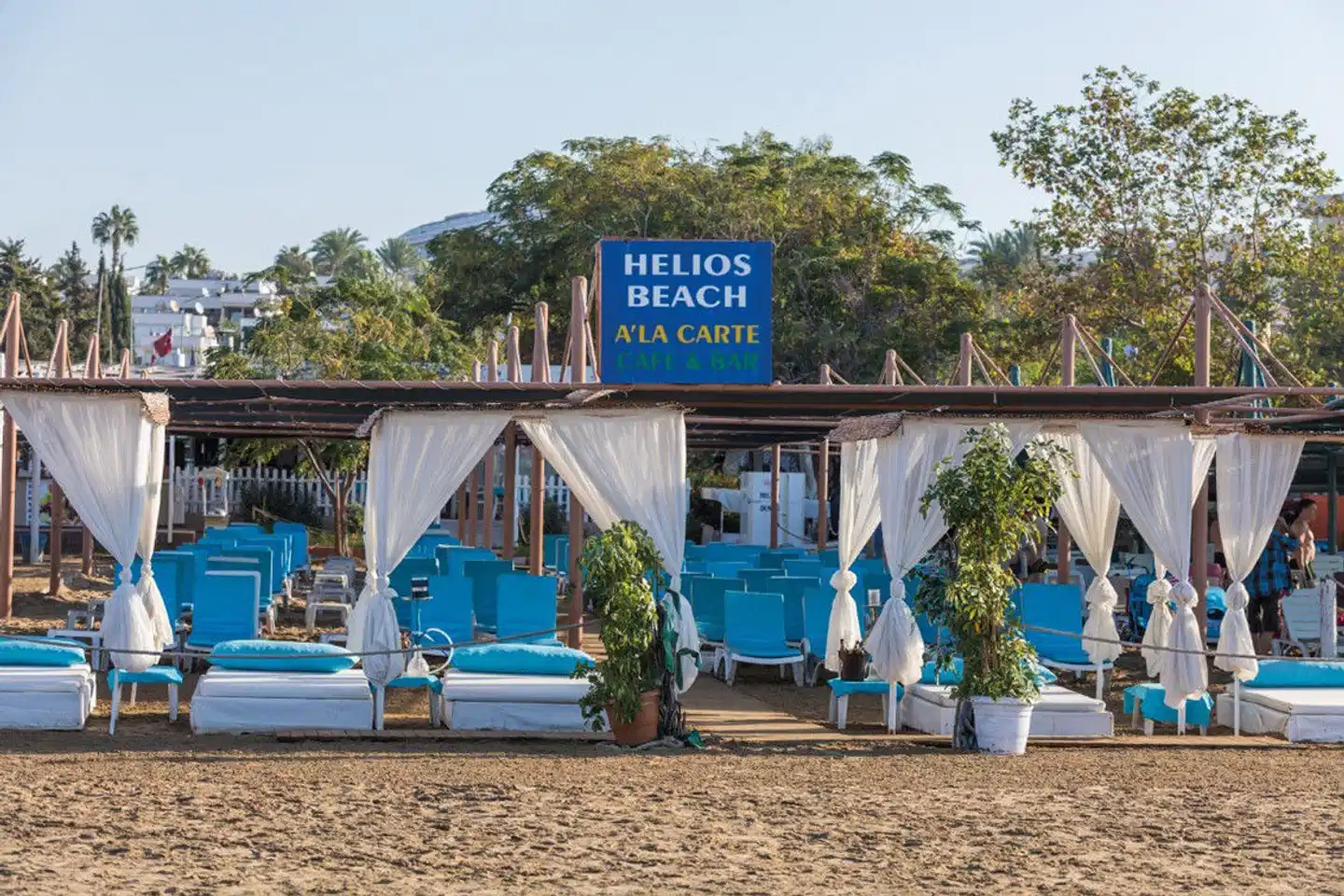 Helios Strand