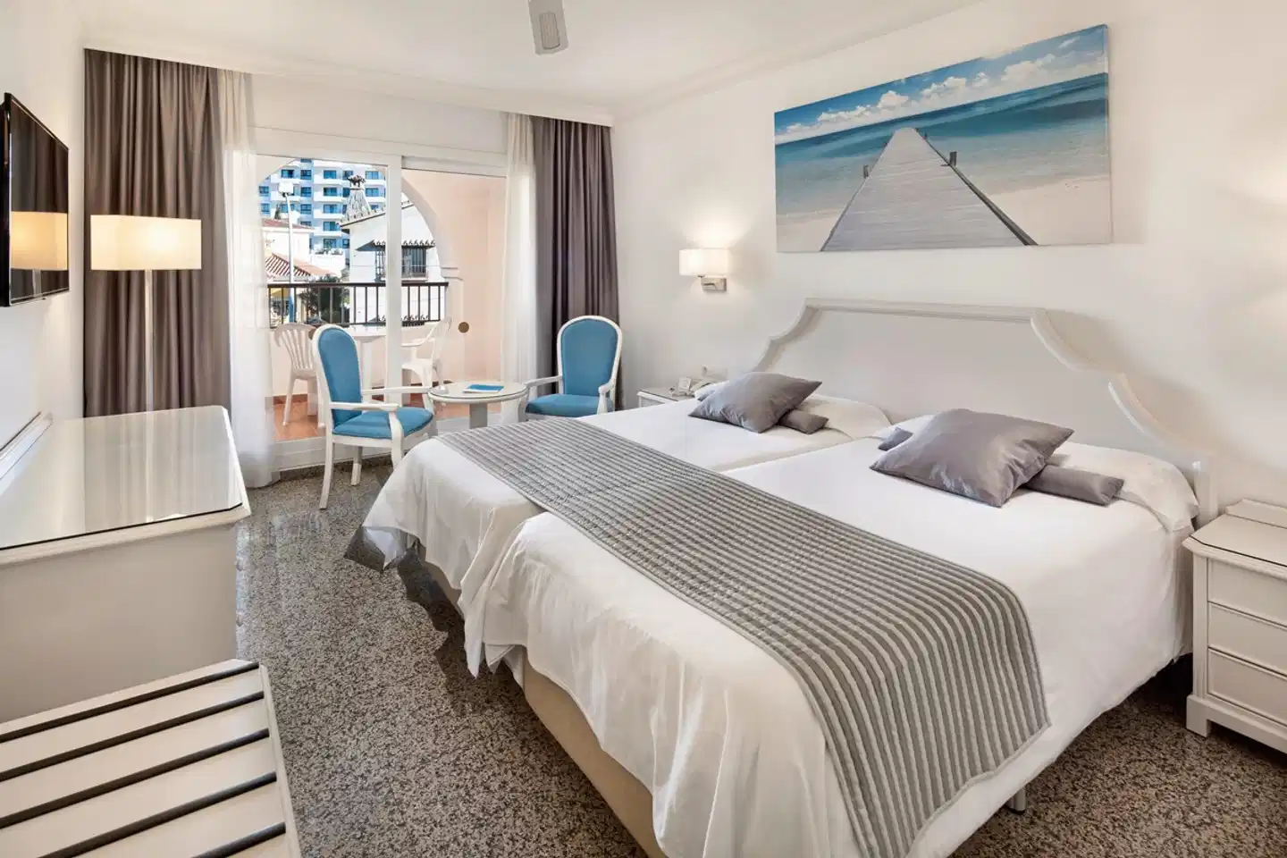 Hotel Mac Puerto Marina Wohnbeispiel