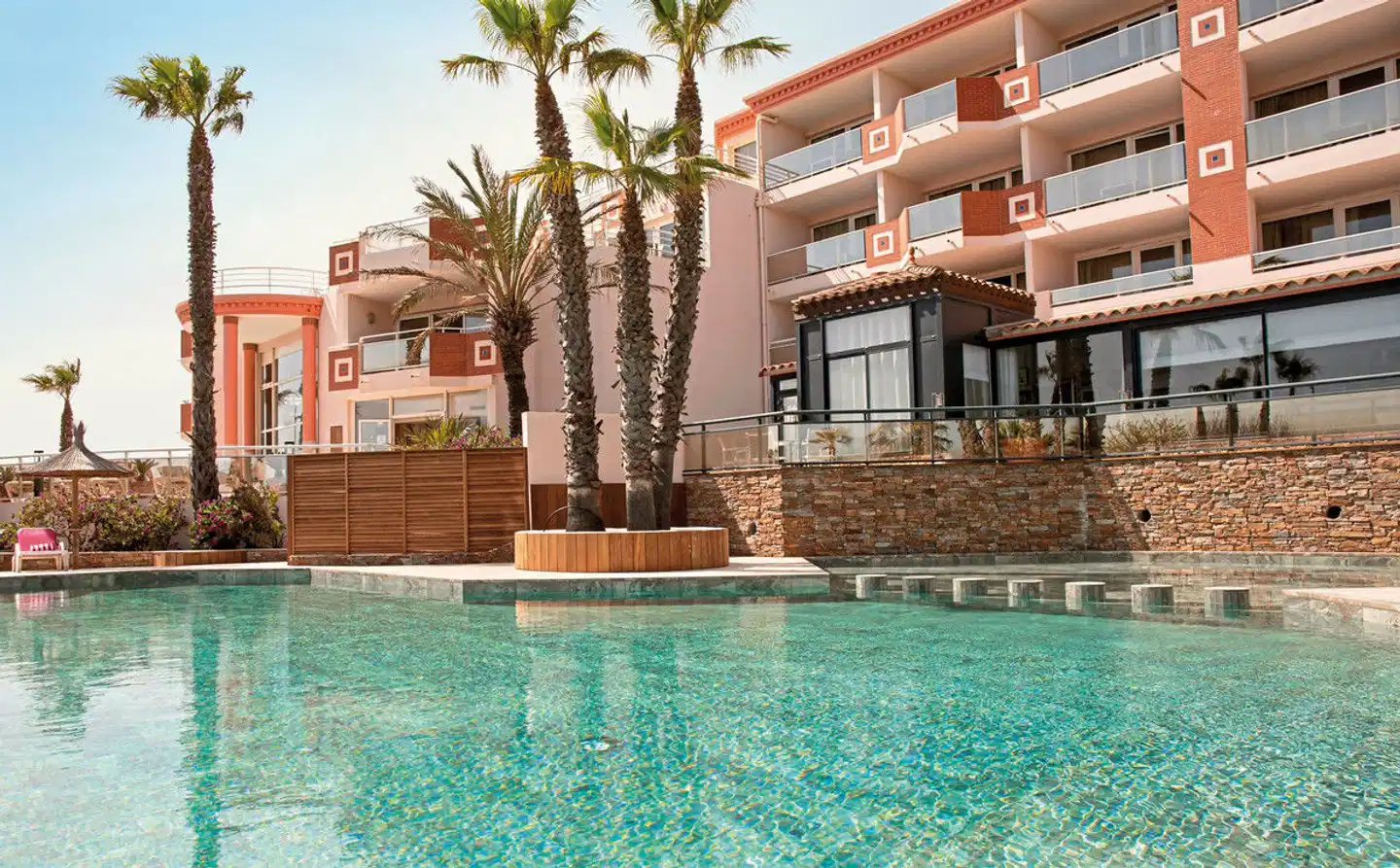 Les Flamants Roses Pool