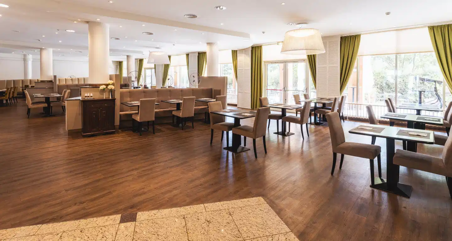 PLAZA Premium Wien Lobby