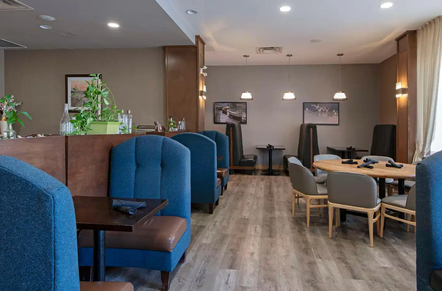 DoubleTree by Hilton Kamloops Lobby