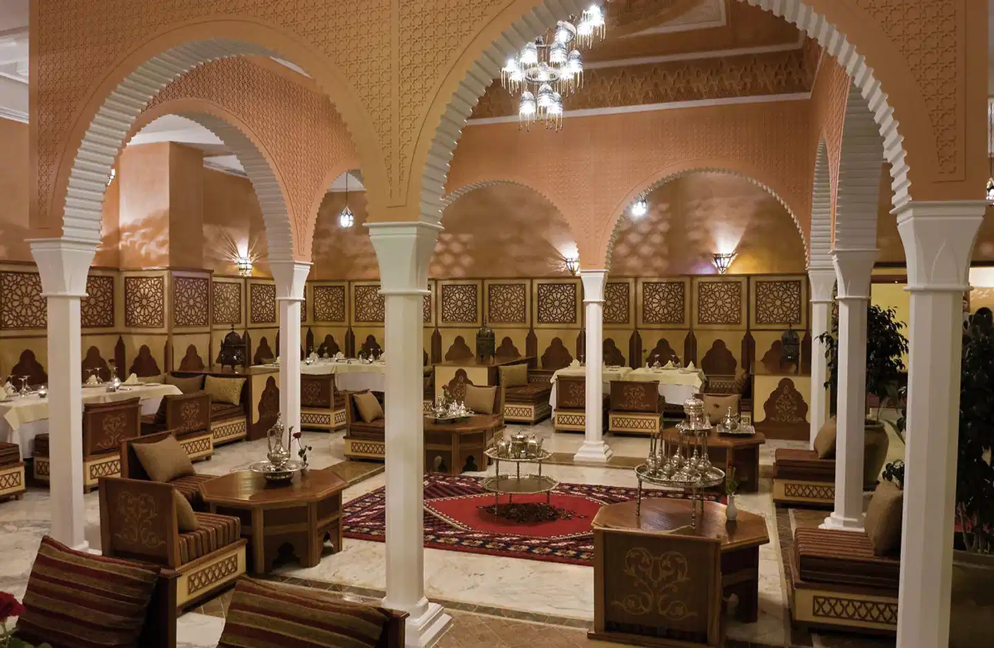 Alhambra Thalasso Lobby