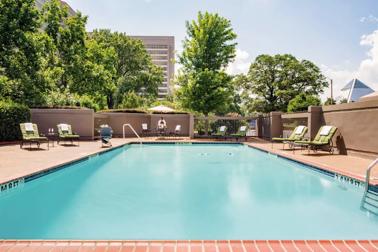 Crowne Plaza Memphis Downtown Pool