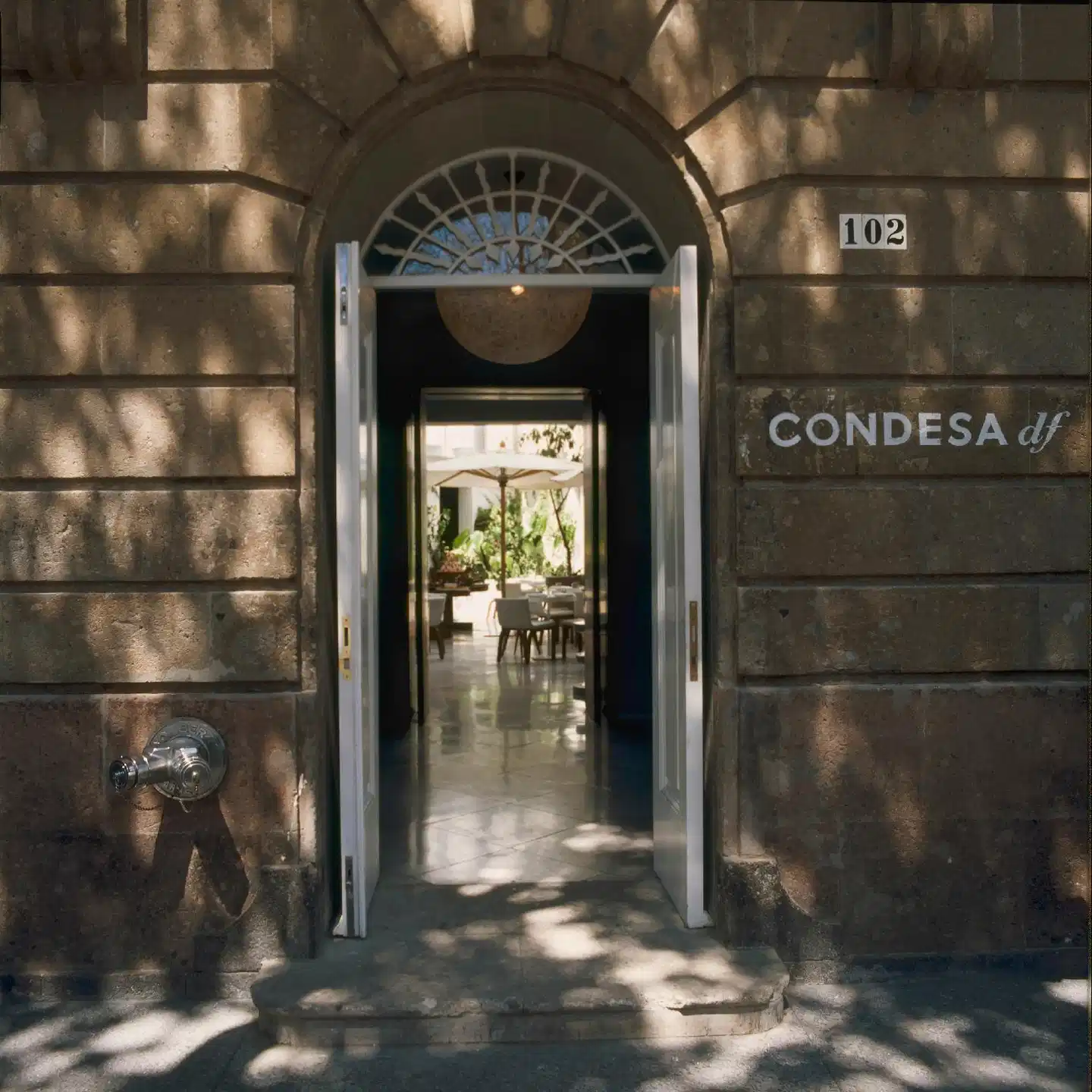 Condesa DF Lobby