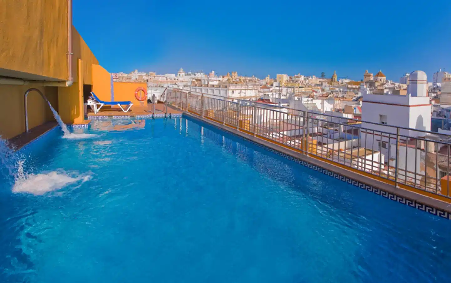 Senator Cadiz Spa Pool