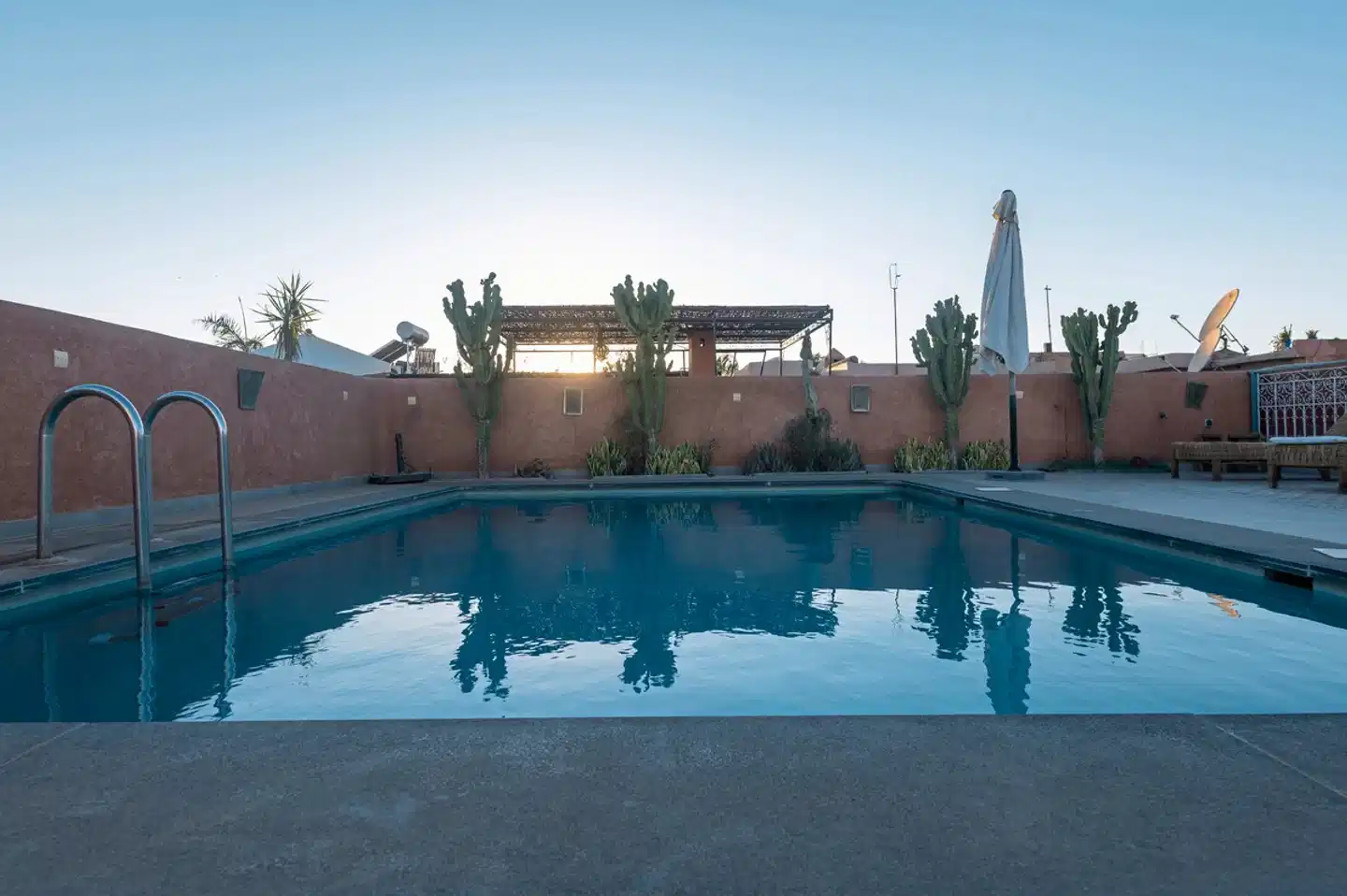 Riad Les Oliviers Pool