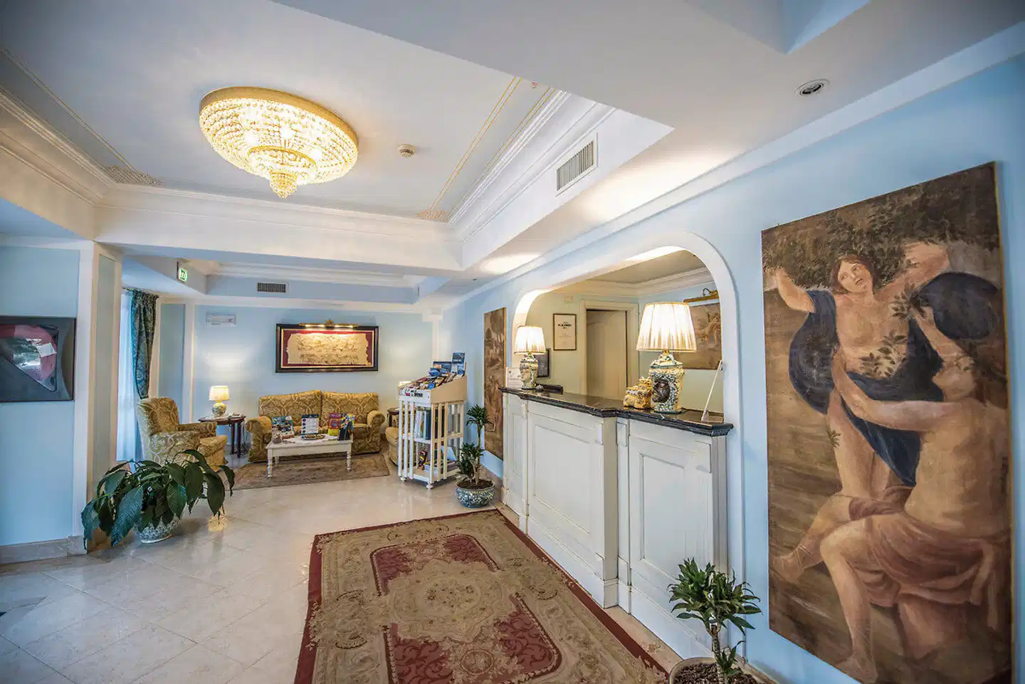 Villa Daphne Lobby
