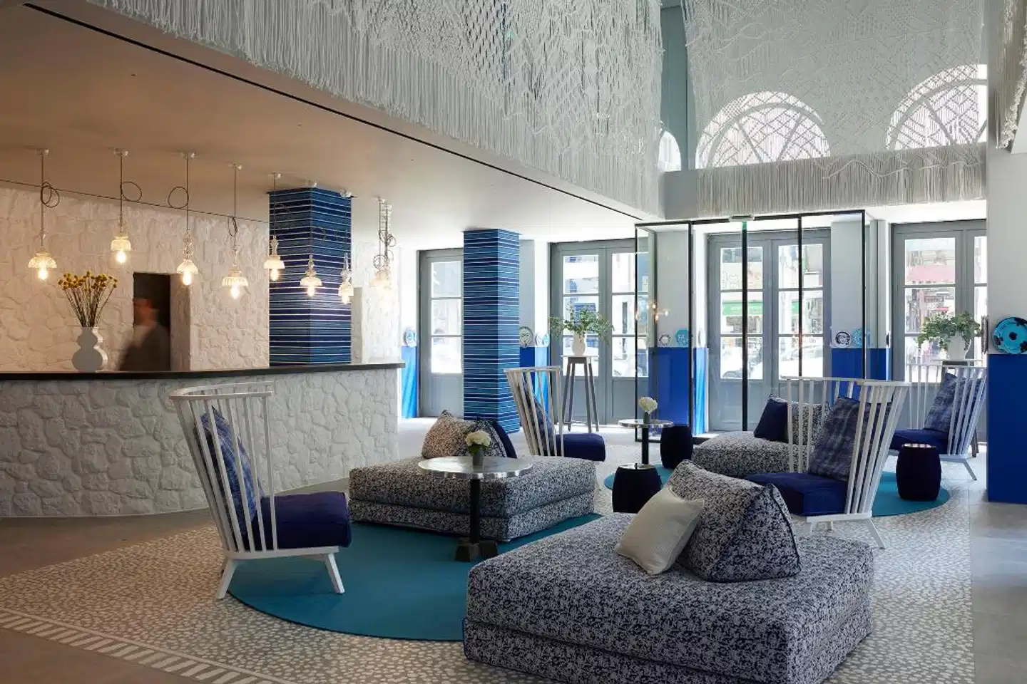 Fresh Hotel Lobby