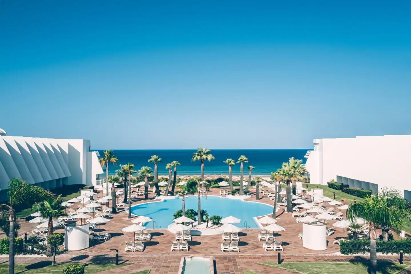 Iberostar Waves Royal Andalus Pool