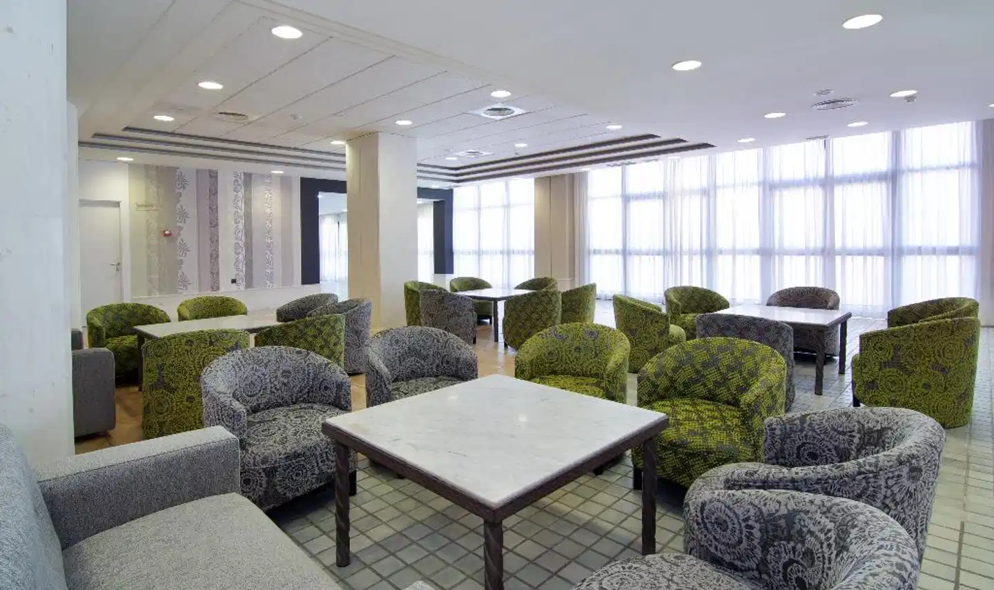 Puente Real Lobby