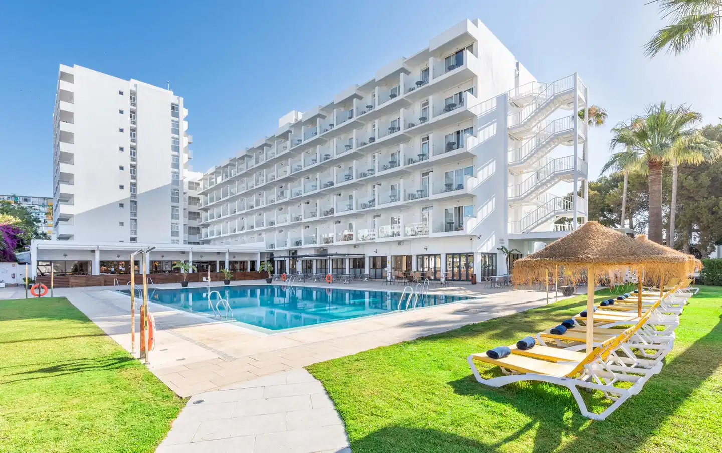 San Fermin Pool