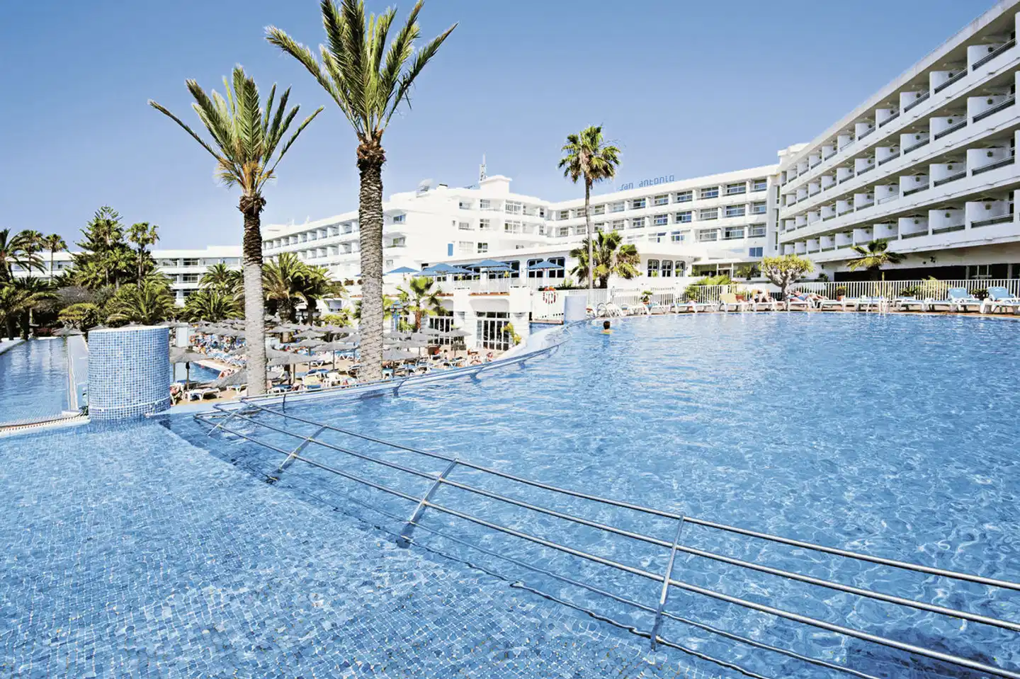VIK hotel San Antonio Pool
