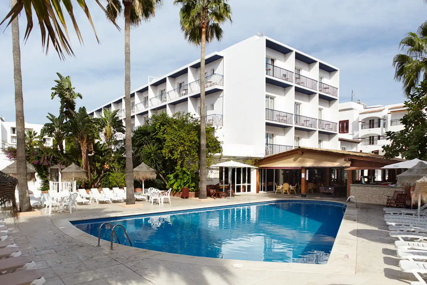 Hostal Mar Y Huerta Pool