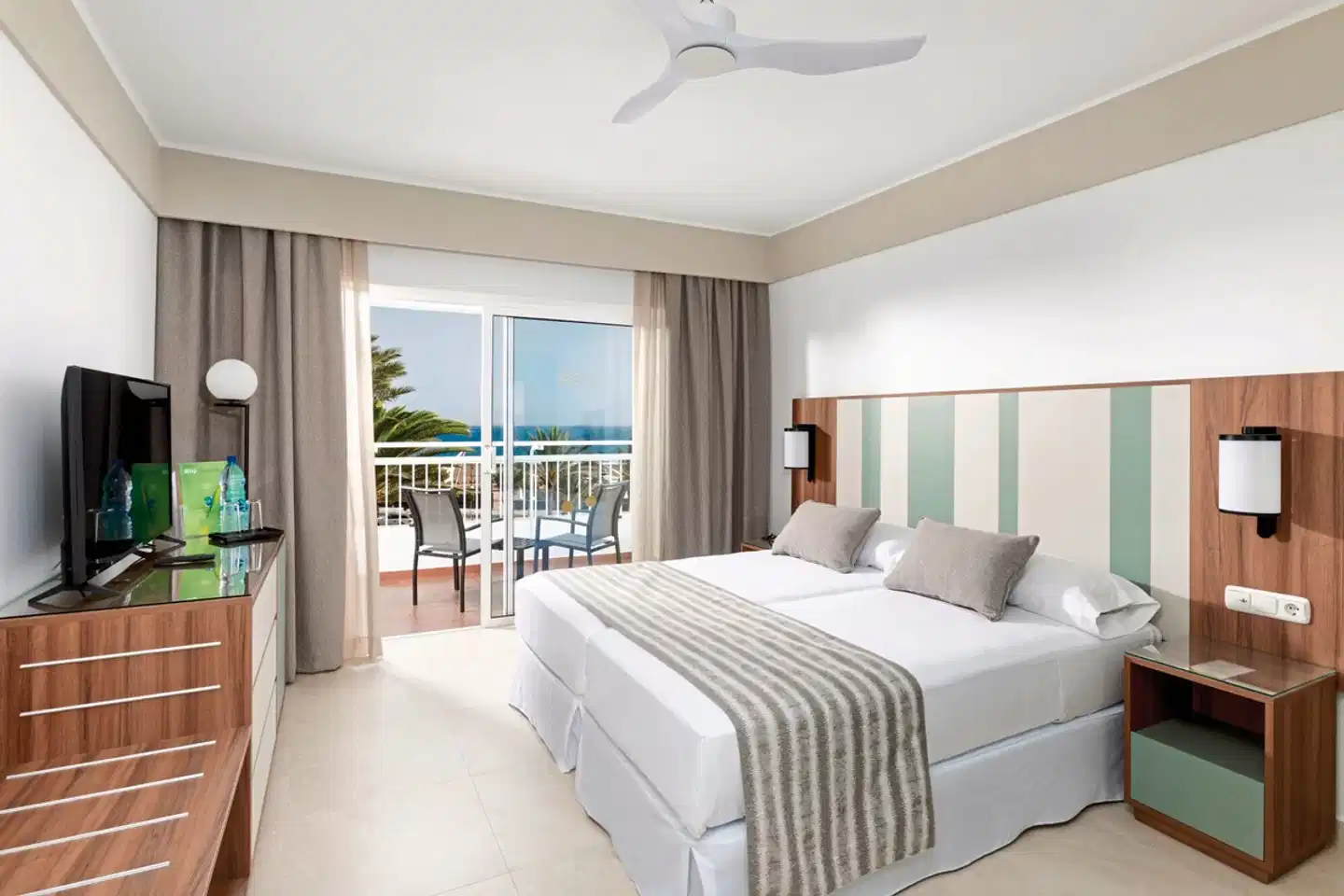 RIU Paraiso Lanzarote ACCOMMODATION