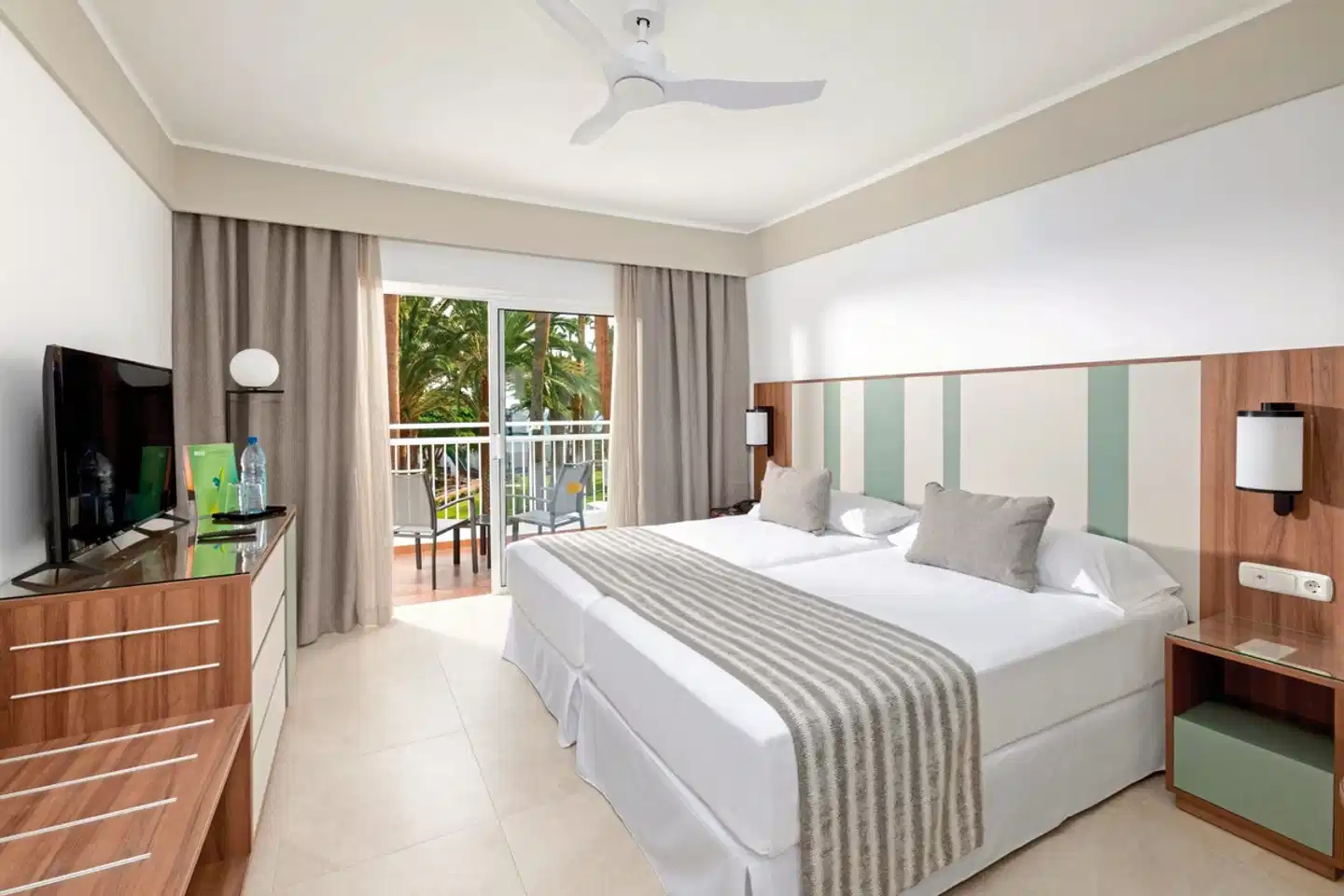 RIU Paraiso Lanzarote ACCOMMODATION