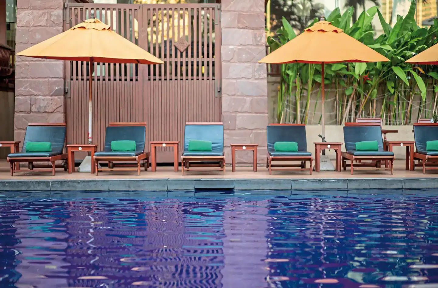 Ramada Plaza by Wyndham Menam Riverside Pool