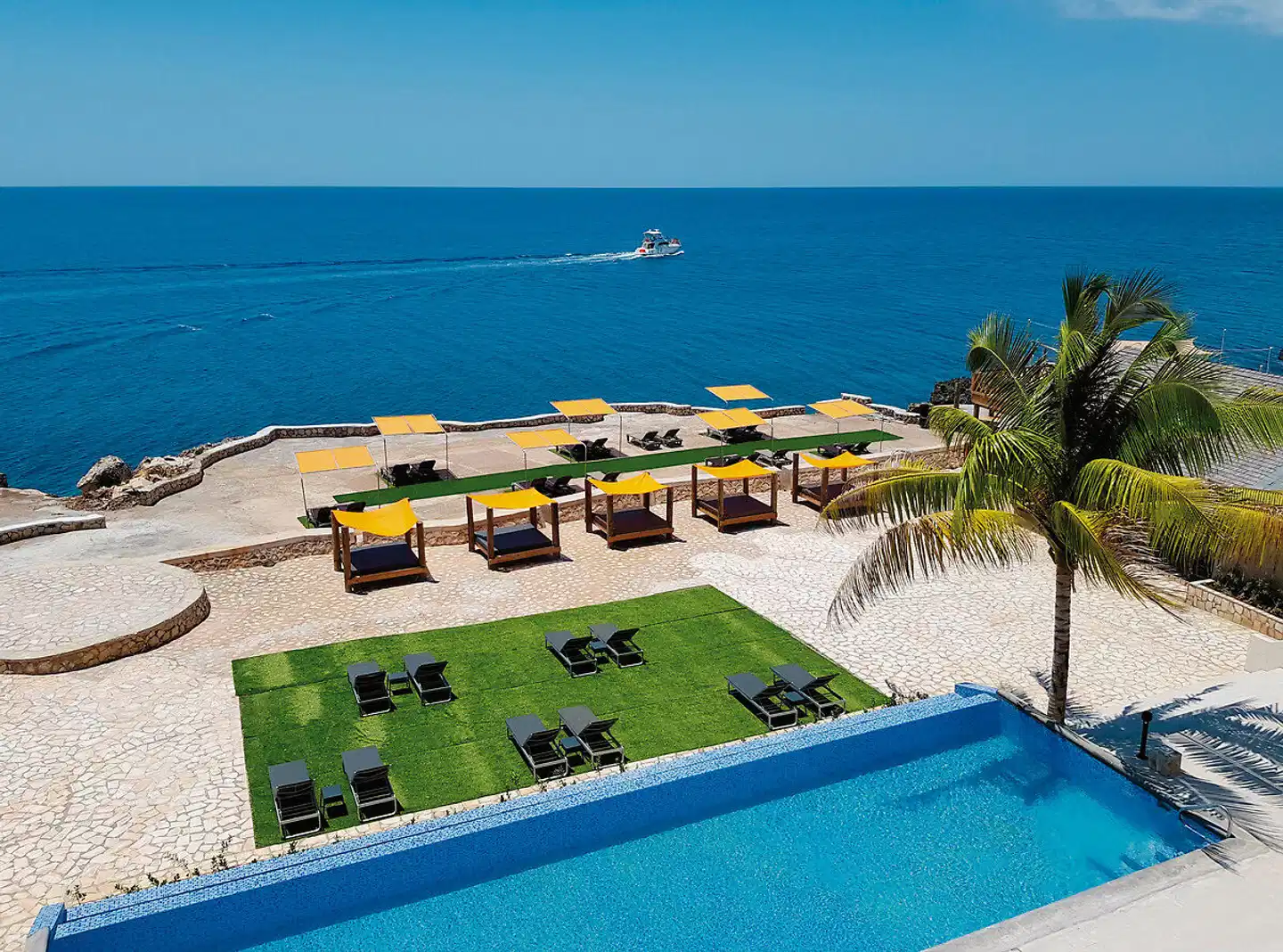 Samsara Cliff Resort Pool