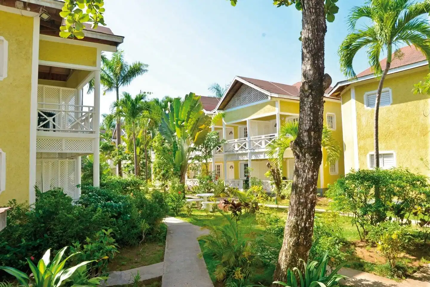 Merril's Beach Resort Aussenansicht