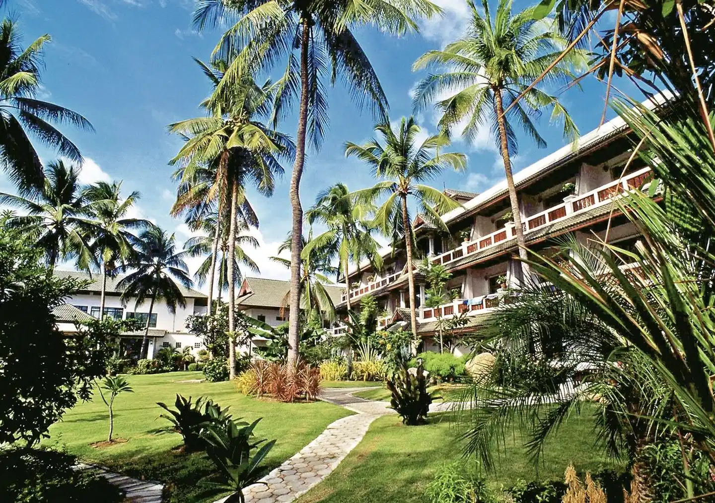 First Bungalow Beach Resort Garten