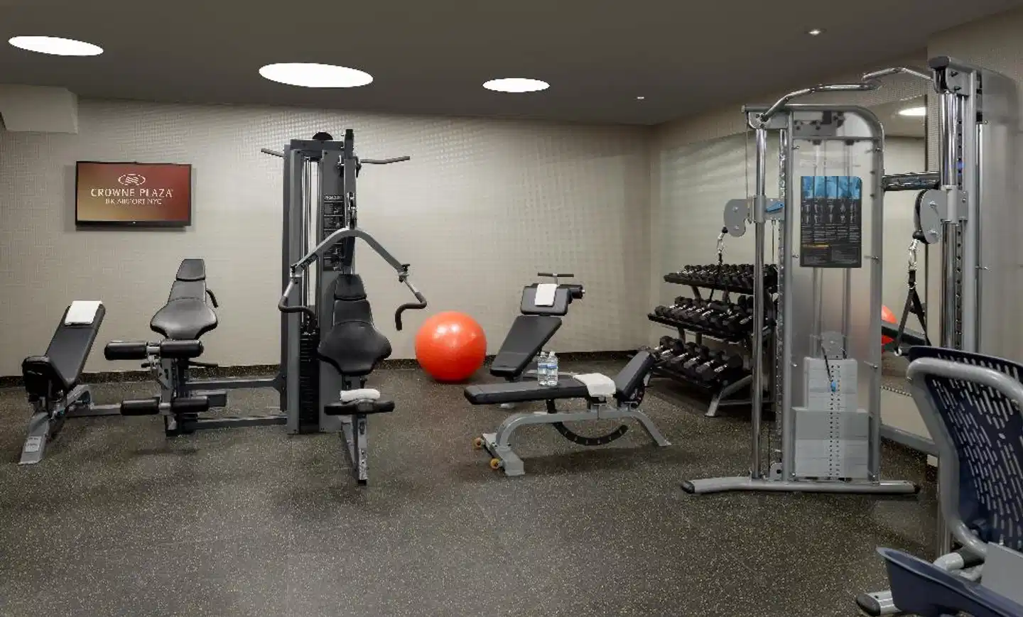 Crowne Plaza JFK Airport New York City Sport und Entertainment